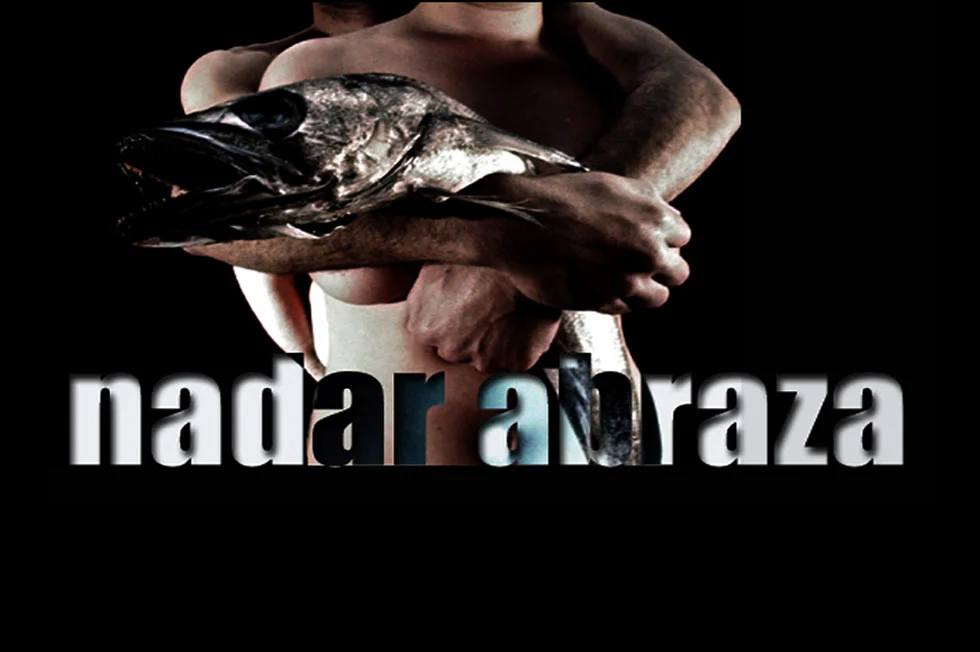 La Cantera - Nadar abraza